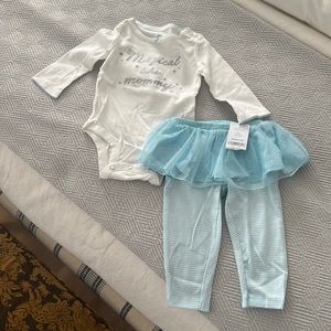 Carter’s baby outfit